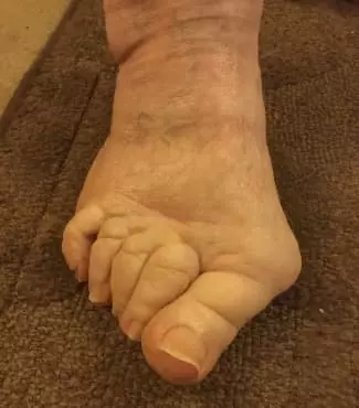 Sexy Cougar Feet