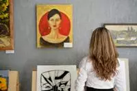 Art as Therapy: How Museum Visits Keep Your Brain Sharp at Any Age